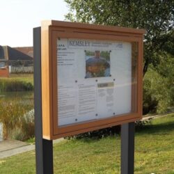 recycled-plastic-noticeboard