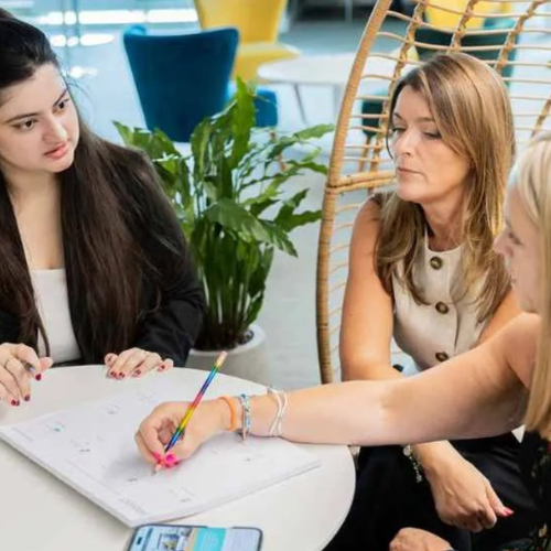 Fractional CMO vs Marketing Agency: Which Does Your Business Really Need?